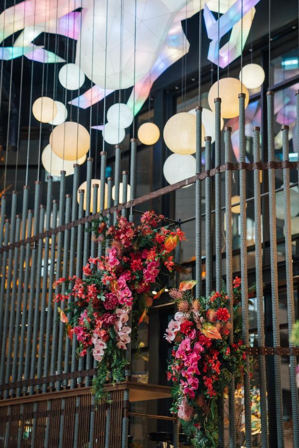 Moxy Osaka Shin Umeda Hotell Eksteriør bilde